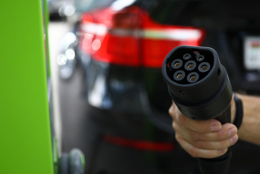 Fleets And Automakers: EV Charging Solutions | Quikrev